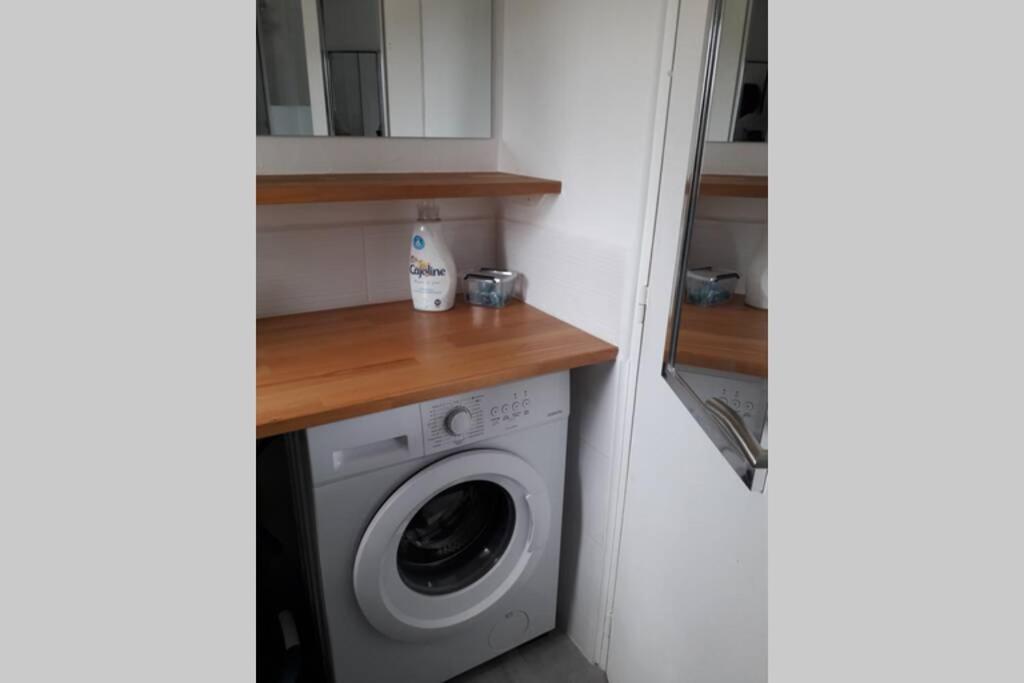 Loft Haut De Gamme Centre Montargis, Place De Parking, Local A Velos, Linge De Lits Et Serviettes, Coin Riviere Amenage, Hamac, Epicerie, Velos En Option, Tout Confort Jusqu'A 4 Voyageurs Exterior foto